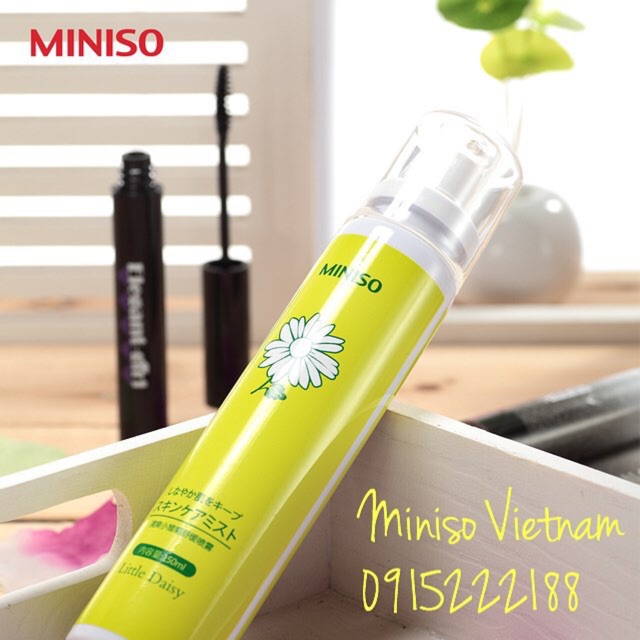 Xịt khoáng hoa cúc Miniso