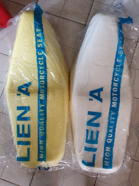 Mút yên xe Future đời đầu