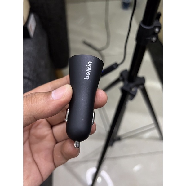Tẩu sạc xe ô tô Belkin 24W