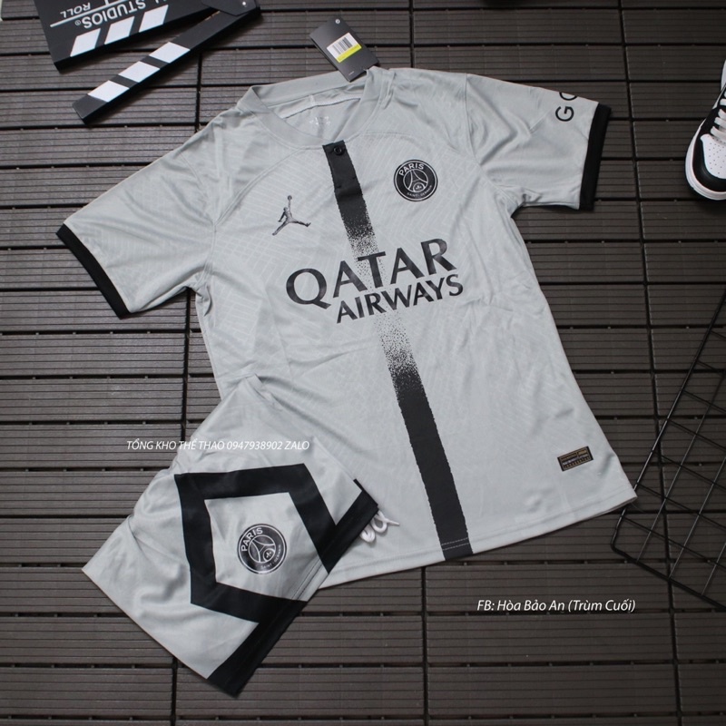 Bộ quần áo đá banh CLB PSG mùa 22/23 màu ghi xám hàng cao cấp Thailand