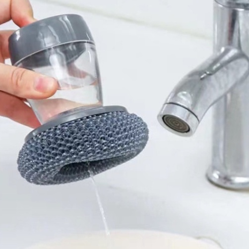 Dụng cọ xoong nồi, cọ bếp, cọ rửa bát đĩa có bình đựng xà phòng tiện lợi