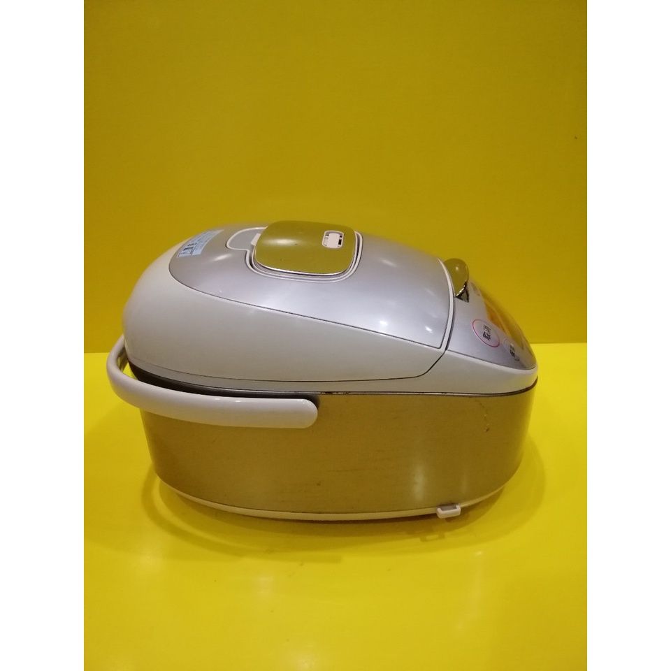 Nồi cơm nội địa Nhật cao tần (IH) Tiger JKT-B100 (1.0L) (024191K)