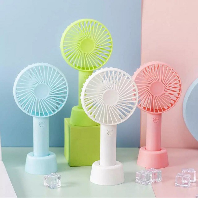 Quạt mini tích điện cầm tay 3 tốc độ gió có đế để bàn