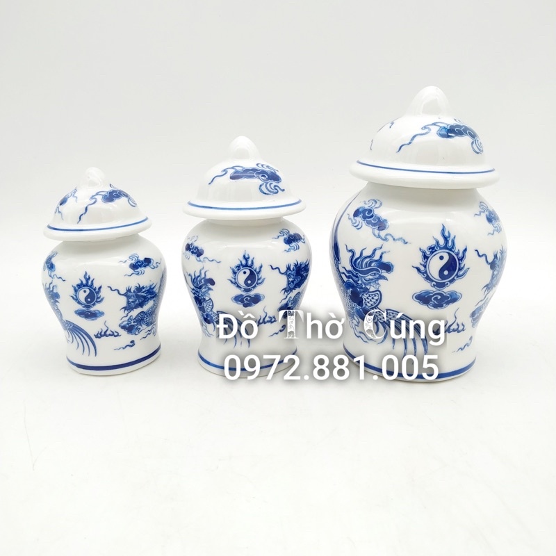 Chóe thờ men lam