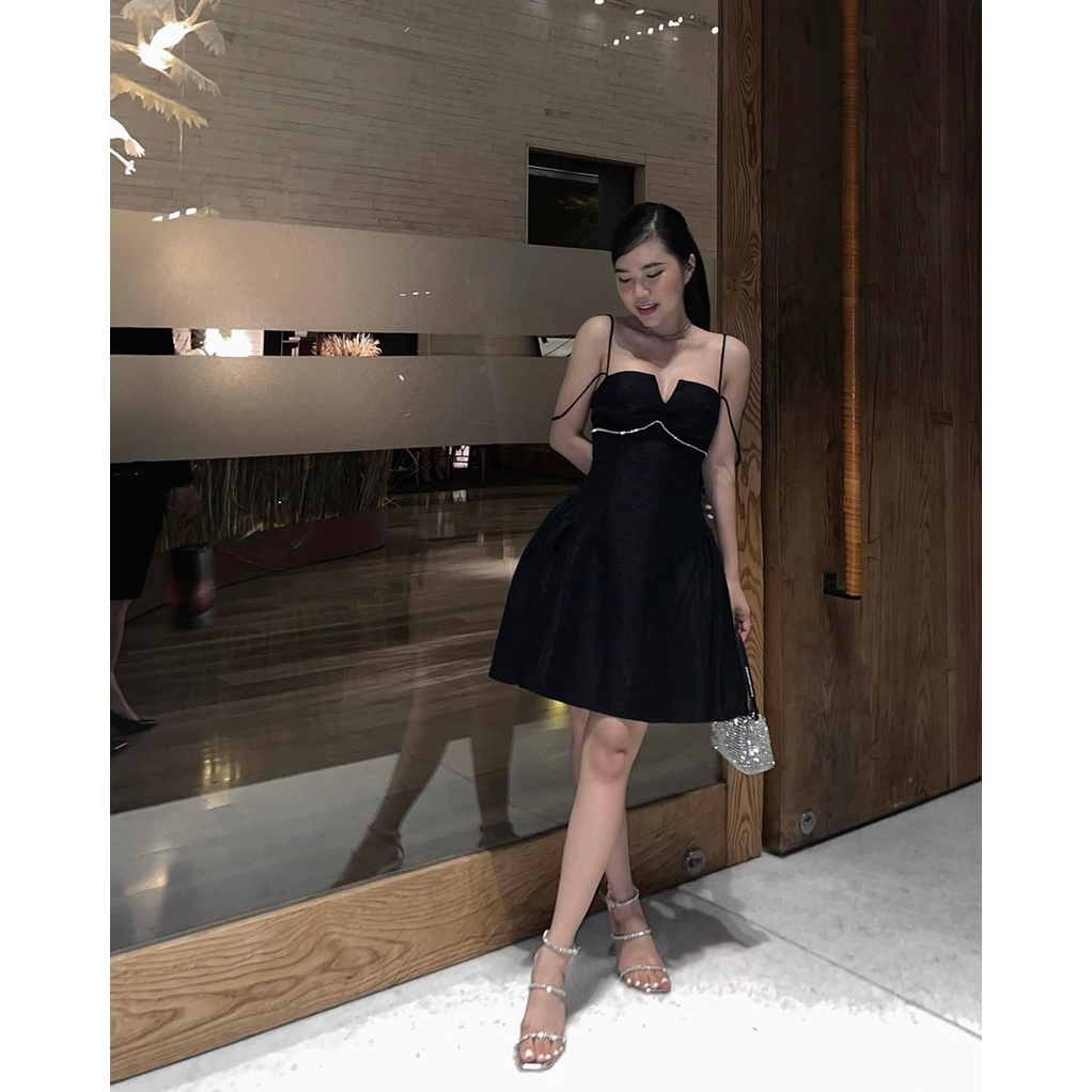 Đầm nữ dự tiệc Rossy Fashion ren hoa xoè tiểu thư Freesize - SR205210