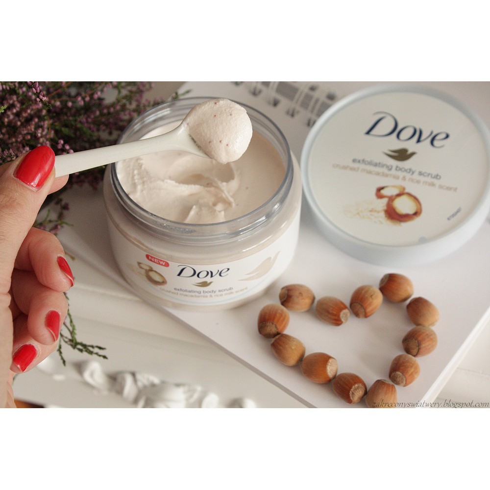 Sữa tắm Tẩy da chết Dove Creme