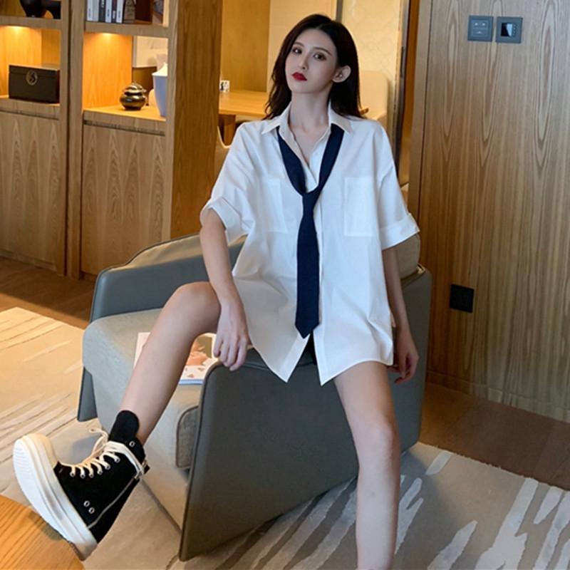 Áo sơ mi nữ form rộng tay ngắn kiểu dáng đơn giản
