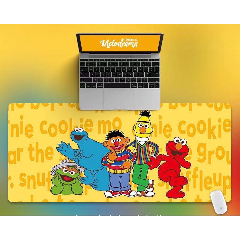 Tấm lót chuột trải bàn cỡ lớn in họa tiết Kaws Sesame Street độc đáo chất lượng cao
