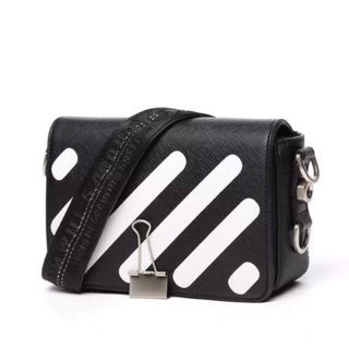 Túi xách off white nam nữ đều đeo được
