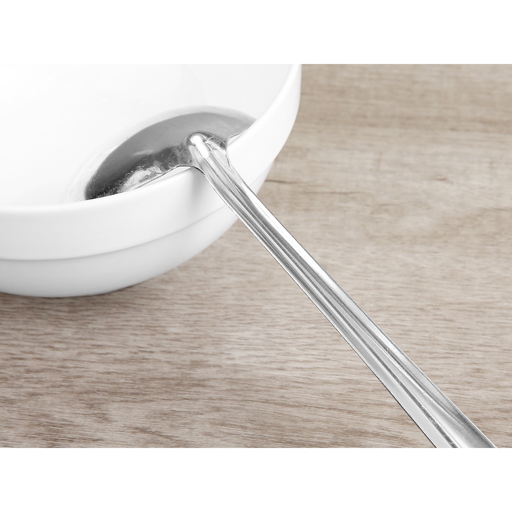 Vá Canh Vá Lẩu Inox Cán Dài Và Dày Dặn