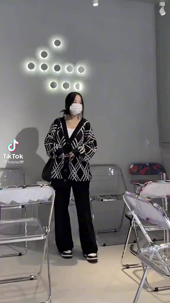 Freeship Áo Cadigan Kẻ Sọc Mẫu Mới Hàn Quốc ( HÀNG CÓ SẴN FORM THỤNG) | BigBuy360 - bigbuy360.vn