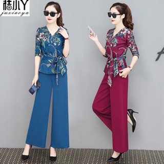 Bộ đồ thời trang nữ trẻ, đẹp, hiện đại hàng Quảng Châu