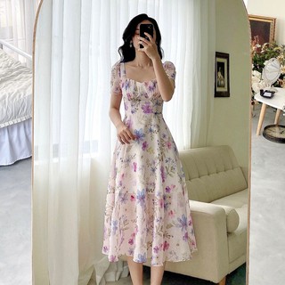 Váy cổ vuông nhún ngực