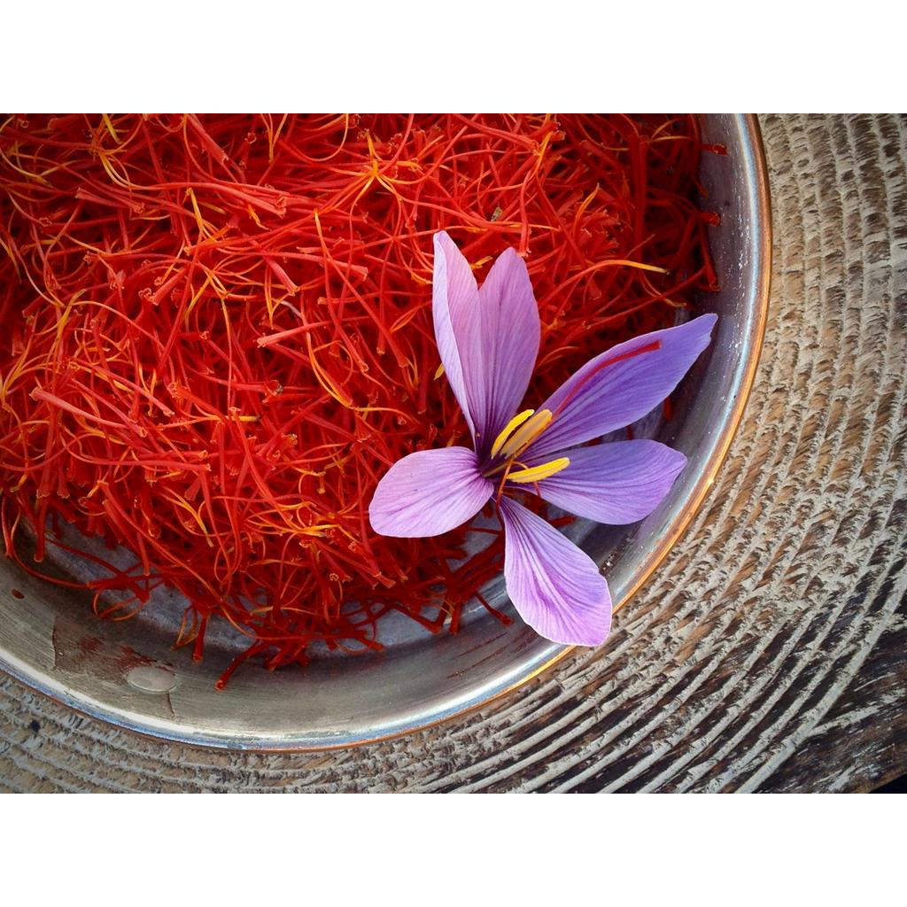 Saffron Iran Ngâm Mật Ong Phúc Khang 140G  - Saffron cao cấp ( Super Negin)  -  Hũ thủy tinh an toàn