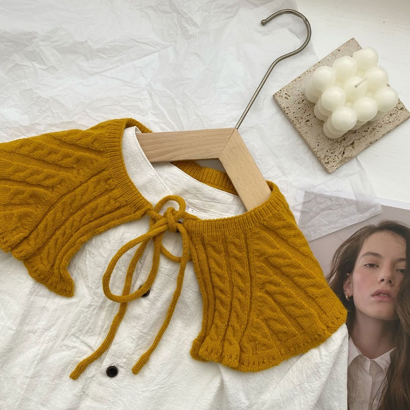 Khăn Choàng Cổ Đan Móc Kẻ Sọc Giữ Ấm Thời Trang Cho Nữ