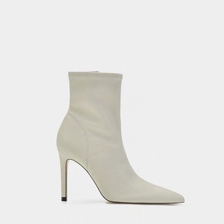 Boots da trắng sang chảnh (có ảnh thật)