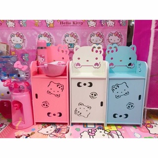 KỆ KITTY CÓ CỬA