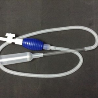 Bơm Tay Có Van Vặn dùng Thay Nước Hút Phân Hồ Cá To (Hàng Công Ty)