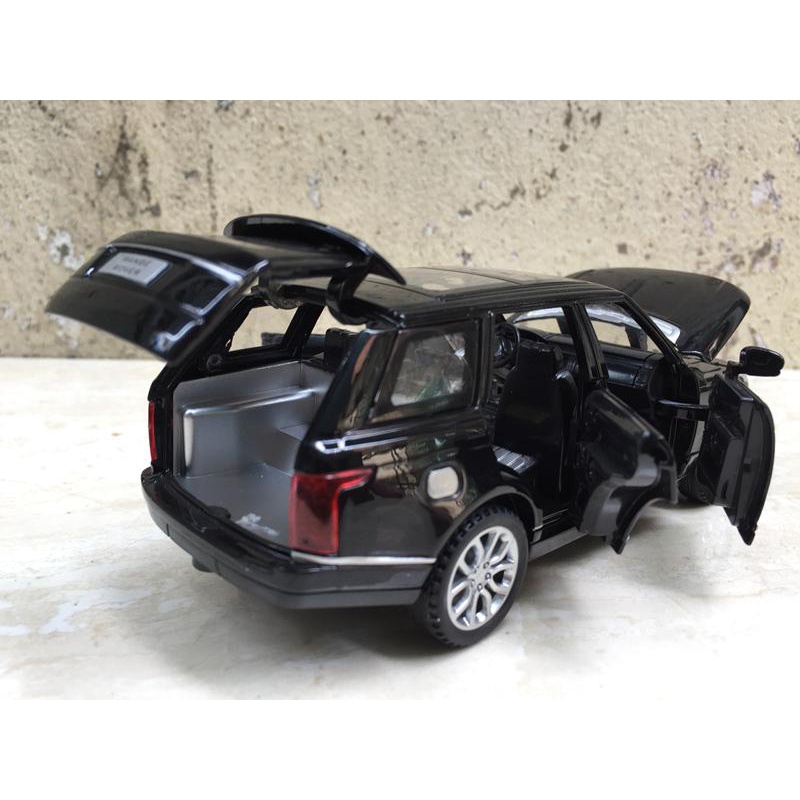 Mô hình xe ô tô Range Rover SUV  1:32