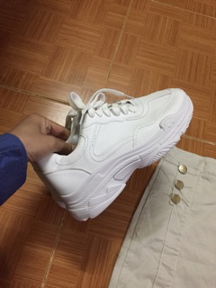 Giày cá tính