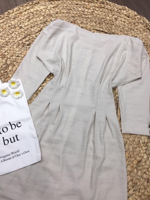 Váy đũi lệch vai