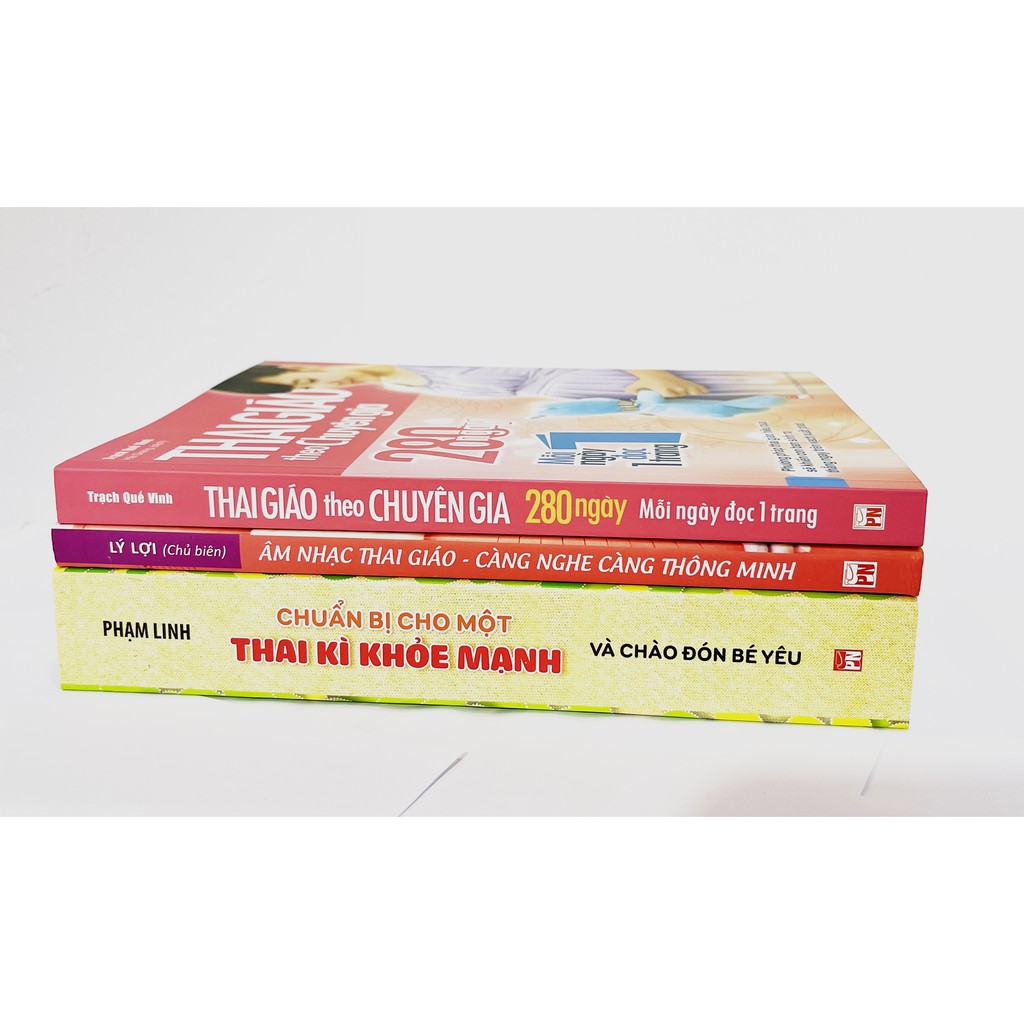 Sách ComBo: Thai Giáo Theo Chuyên Gia  + Âm Nhạc Thai Giáo + Chuẩn Bị Cho Một Thai Kì Khỏe Mạnh