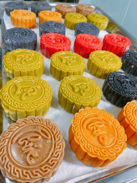 BÁNH TRUNG THU NGŨ SẮC NHIỀU MÀU 150g | BigBuy360 - bigbuy360.vn