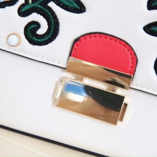 Túi STRADIVARIUS HOA XUẤT DƯ