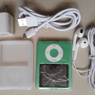 Máy nghe nhạc kiểu dáng airpod( MP4 VUÔNGBỘ NHỚ TRONG)