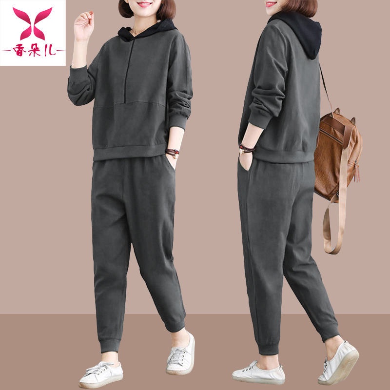 Bộ trang phục thể thao dáng rộng có mũ trùm thời trang xuân thu Hàn Quốc mới 2021 cho nữ