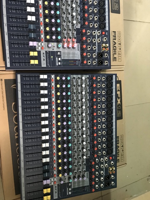 BÀN MIXER EFX12