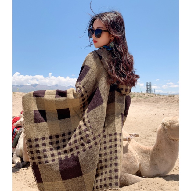 Áo choàng có mũ họa tiết ô vuông | BigBuy360 - bigbuy360.vn