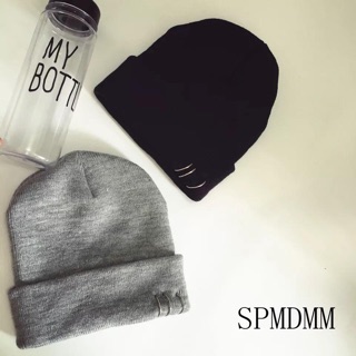 Mũ beanie khuyên tròn