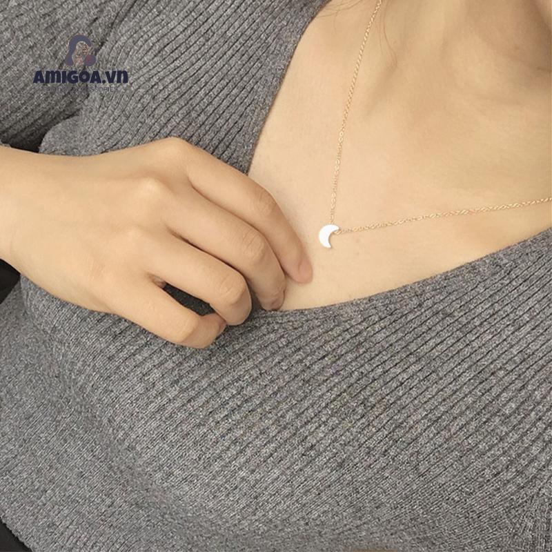 ✨✨Vòng cổ gắn hình mặt trăng cao cấp