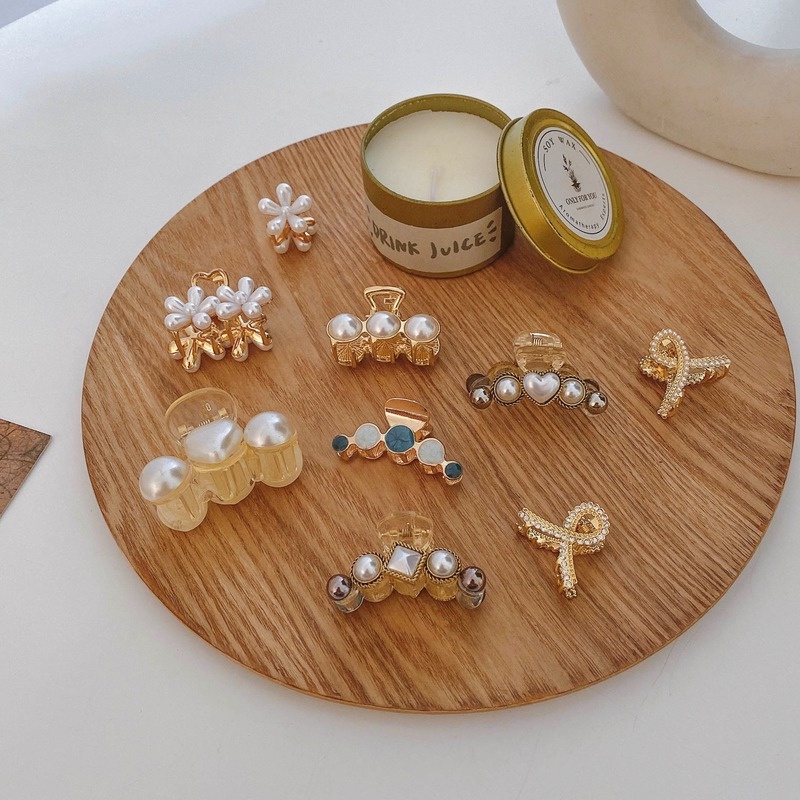 Kẹp tóc răng cá mập đính ngọc trai phong cách Hàn Quốc mùa hè dành cho nữ