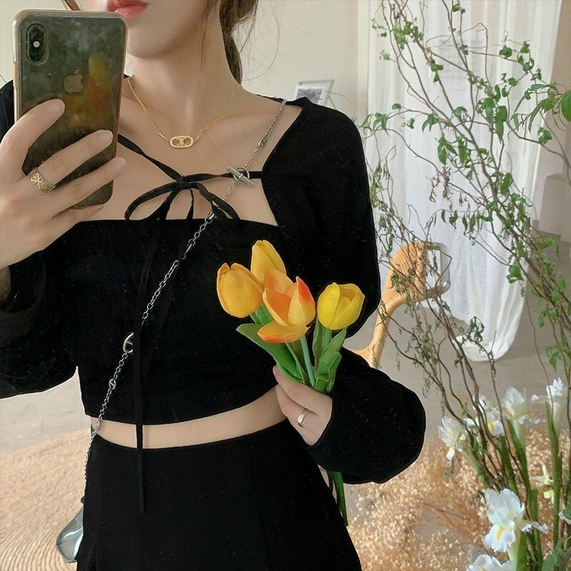 Set áo crop kèm khoác nhẹ siêu xinh
