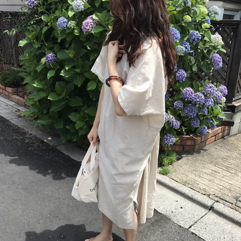 Đầm dáng suông màu kem