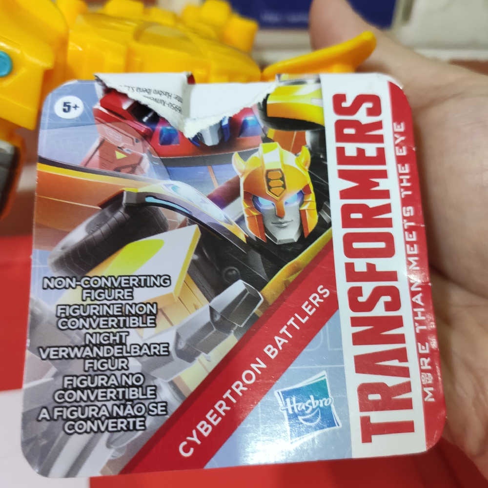 Mô hình Đồ chơi Robot Transformers dòng Cybertron 6 inch cử động chân tay - Bumblebee, Optrimus, Megatron