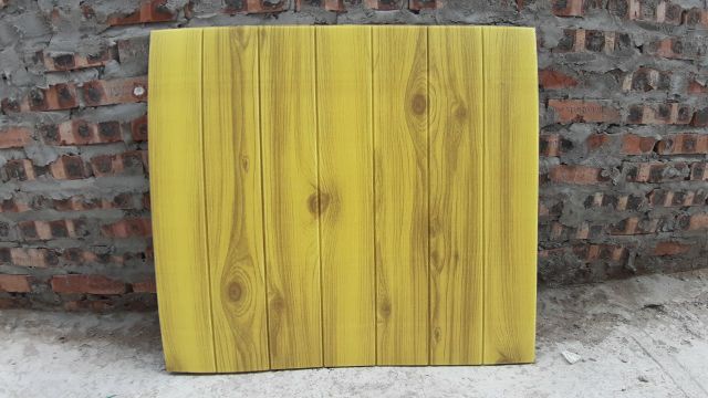 Xốp dán tường giả gỗ khổ 70x77cm dày 5mm | BigBuy360 - bigbuy360.vn