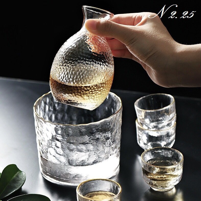 Set đựng r ư ợ u, bát, bình, chén uống r ư ợ u bằng thủy tinh cao cấp 2.25