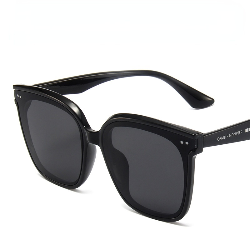 Kính mát gọng nhựa nhiều màu sắc sành điệu cho nữ