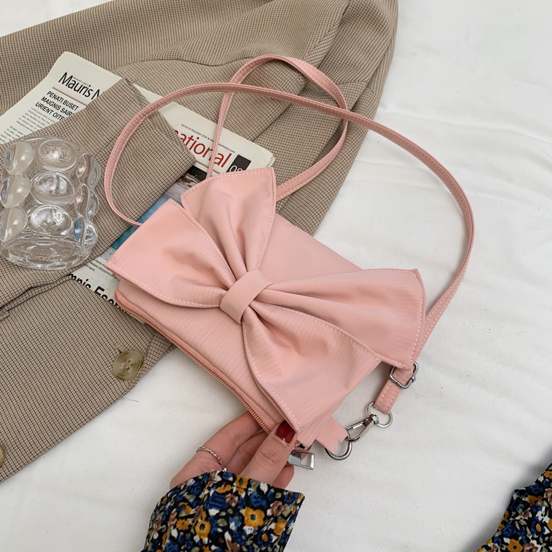 Túi đeo chéo thời trang mẫu 2021 dành cho nữ