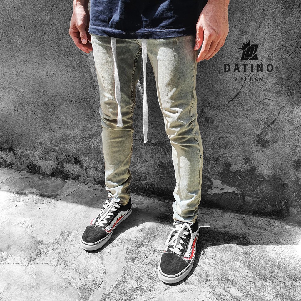 Quần jean nam form ôm streetwear DATINO màu xám chất Denim co giãn, bền màu giặt tay giặt máy.