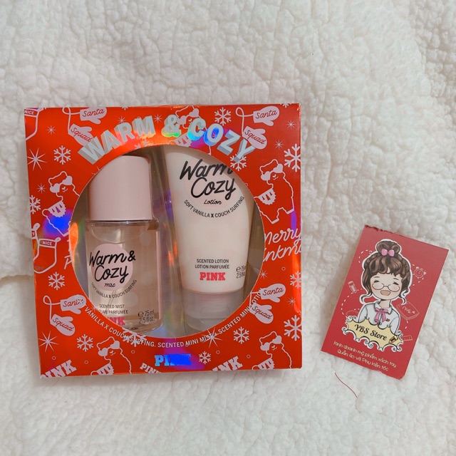 {Bill Mỹ} PINK Warm & Cozy bộ 2 sản phẩm xịt thơm+lotion dưỡng thể hương nước hoa Victoria’s Secret 75ml