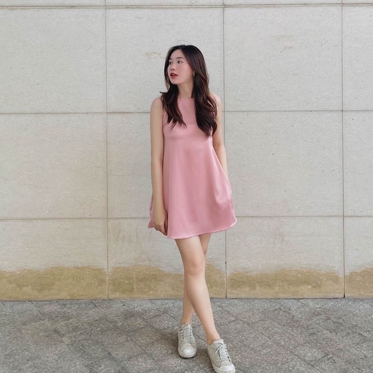 Váy Fabric Holic 2 dây hồng