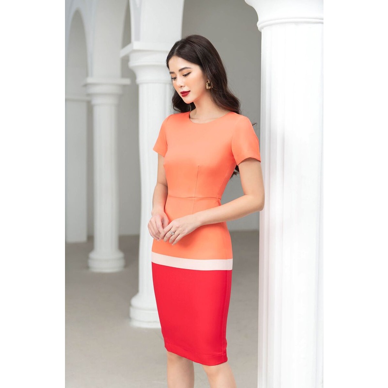 Đầm nữ công sở SPEARL dáng ôm phối màu chân váy - 9LF6812010