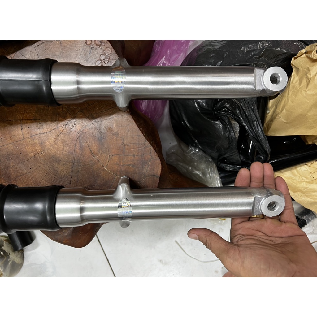 Phuộc hơi 67 . Gắn cho các dòng xe 67, 68, CD, CL....