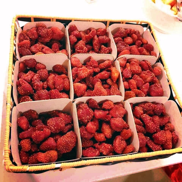 Mứt dâu sấy dẻo