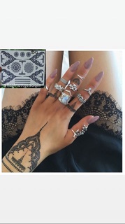 Henna xăm trắng đen
