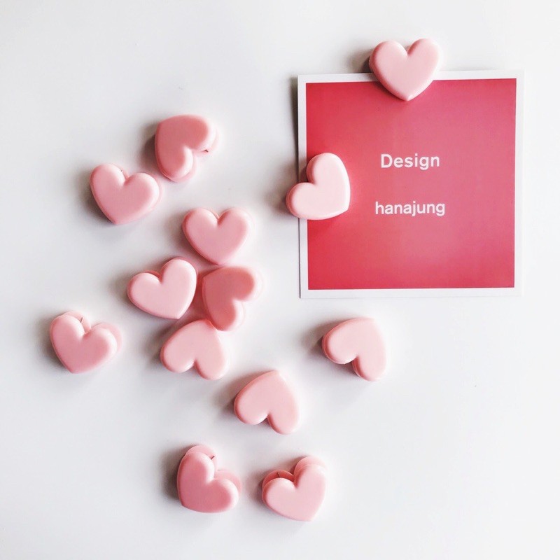 Kẹp giấy nhựa hình trái tim màu hồng cực cute